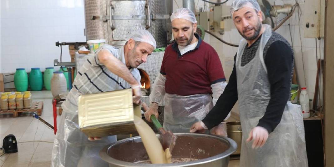 5 kuşaktır geleneksel üretim sürüyor: Ramazan’da taleple birlikte mesaileri de arttı 3